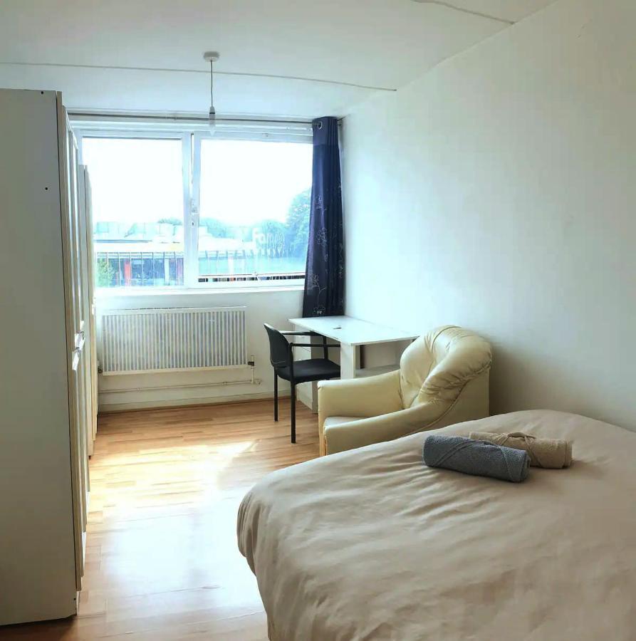 Elephant & Castle - Zone 2 - Private Rooms - Shared Bathroom Londýn Exteriér fotografie