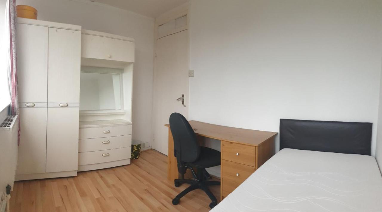 Elephant & Castle - Zone 2 - Private Rooms - Shared Bathroom Londýn Exteriér fotografie